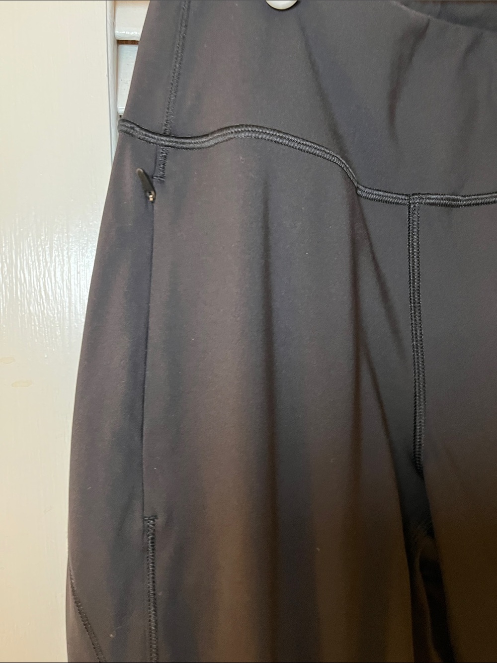 Athleta Rainer Mid Rise Black Joggers - XS - Picture 10 of 11